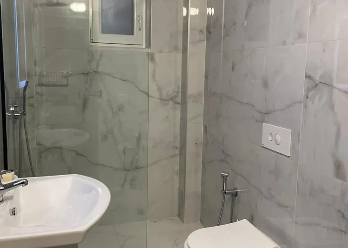 Апартаменты Theranda *