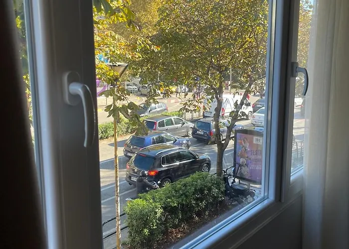 Theranda Тирана